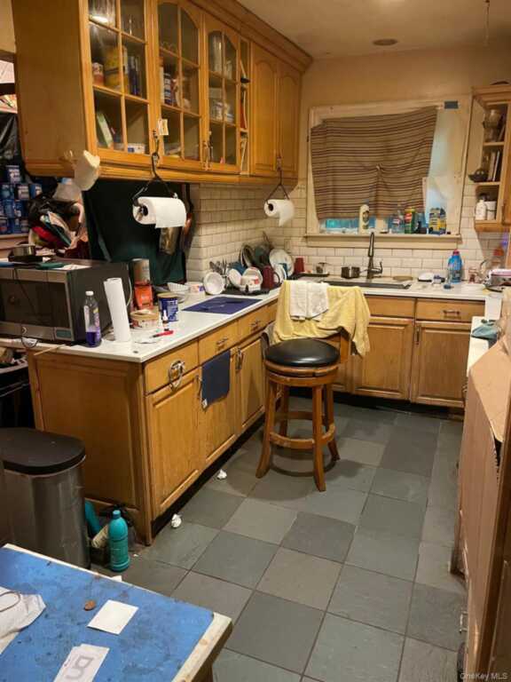 2 Shadyside Avenue, Nyack, NY 10960 - Photo 3 of 10