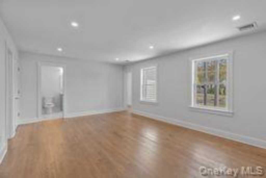 565 King Street, Rye, NY 10573 - Photo 20 of 32