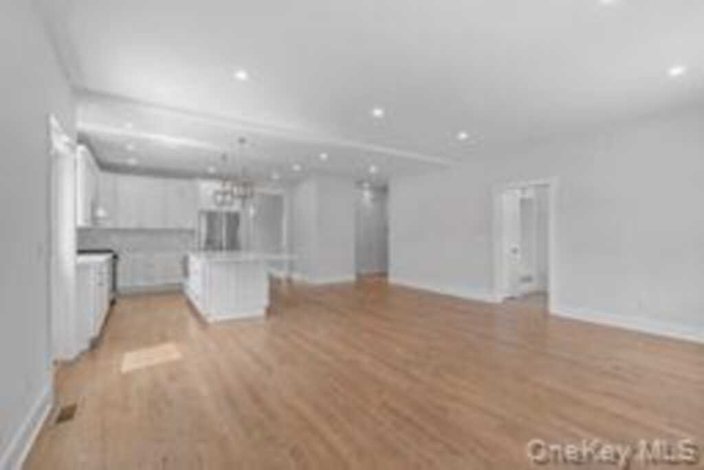 565 King Street, Rye, NY 10573 - Photo 23 of 32
