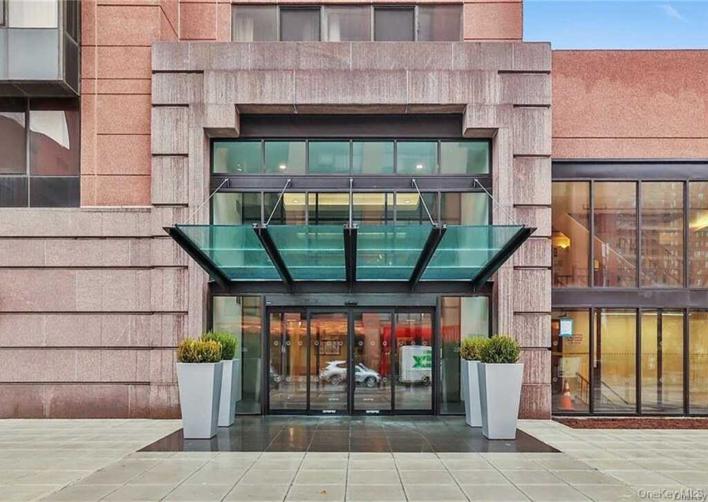 4 Martine Avenue, Unit #1402, White Plains, NY 10606 - Photo 24 of 27