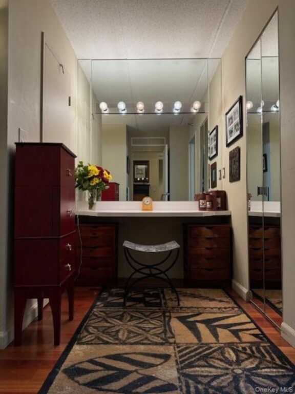 4 Martine Avenue, Unit #1402, White Plains, NY 10606 - Photo 8 of 27