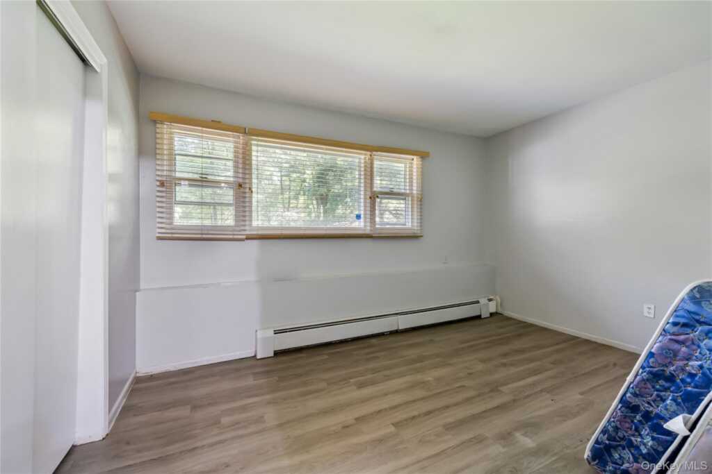 49 Lorna Lane, Suffern, NY 10901 - Photo 16 of 22