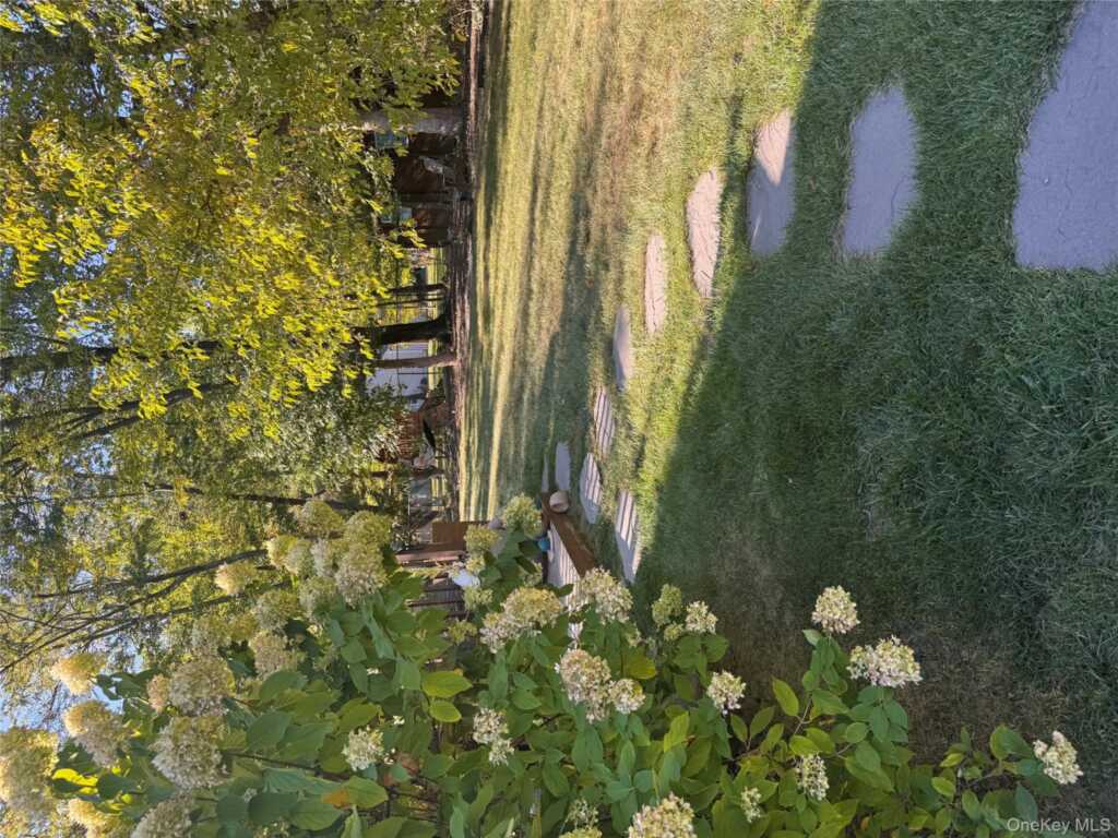 12 Deerwood Drive, New City, NY 10956 - Photo 22 of 37