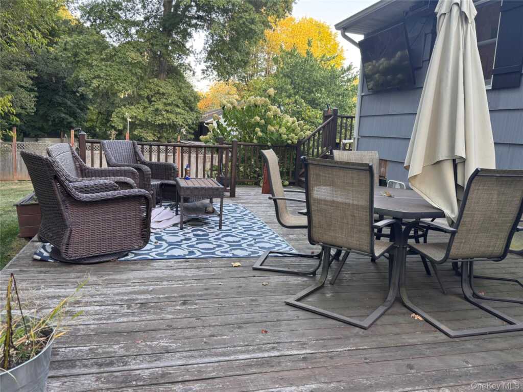 12 Deerwood Drive, New City, NY 10956 - Photo 37 of 37