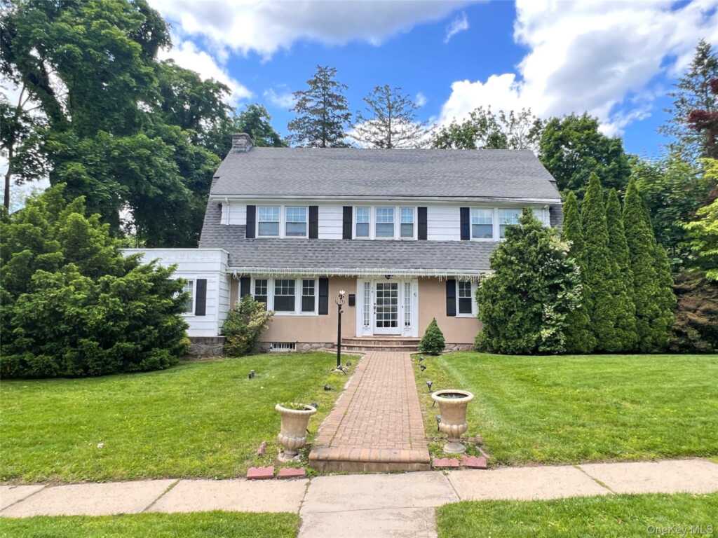 54 Broadview Avenue, New Rochelle, NY 10804