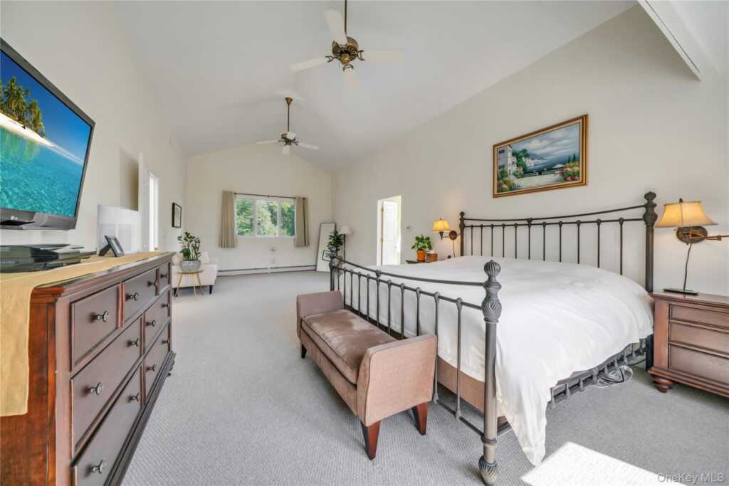 12 Snowdrop Drive, New City, NY 10956 - Photo 27 of 47