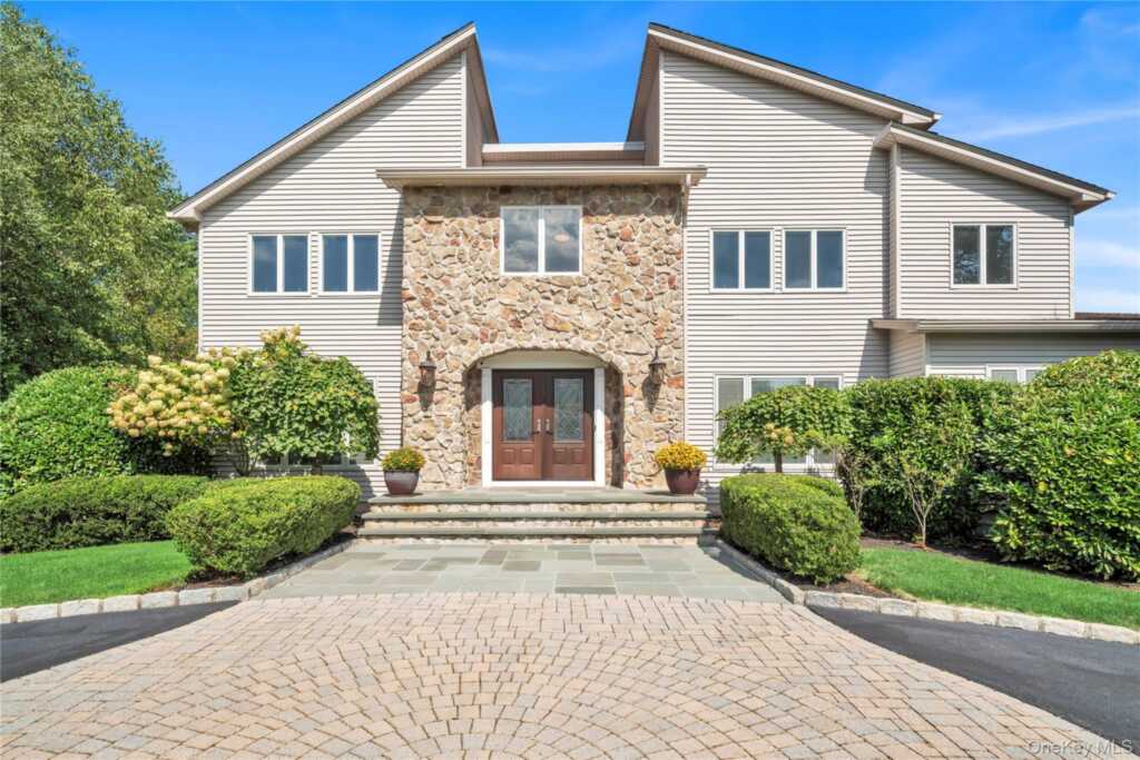 12 Snowdrop Drive, New City, NY 10956 - Photo 4 of 47