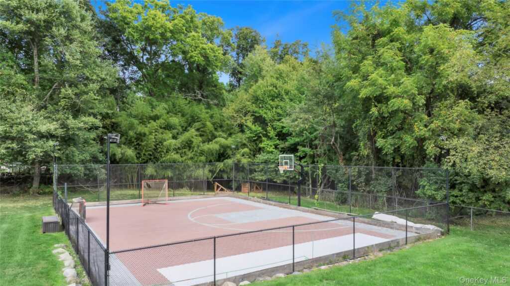 12 Snowdrop Drive, New City, NY 10956 - Photo 43 of 47