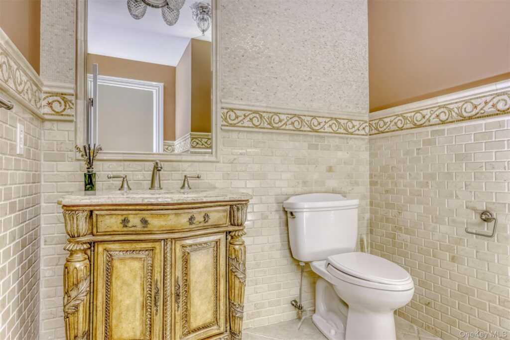 15 Golden Road, Suffern, NY 10901 - Photo 14 of 35