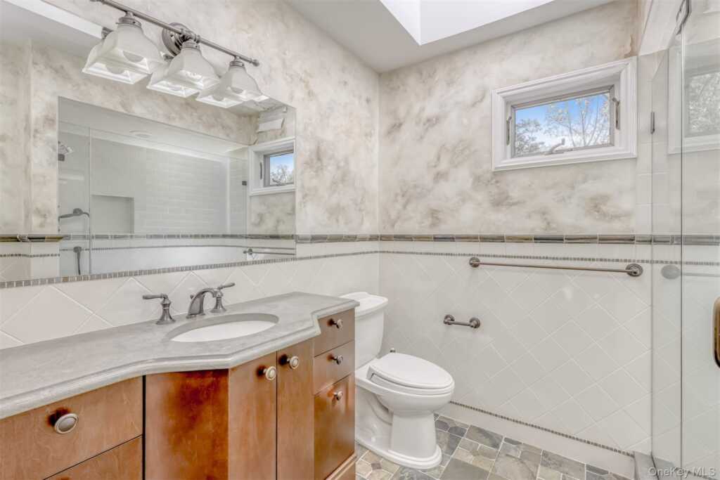 15 Golden Road, Suffern, NY 10901 - Photo 18 of 35
