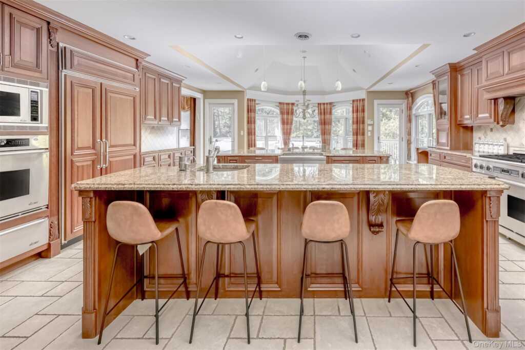 15 Golden Road, Suffern, NY 10901 - Photo 9 of 35