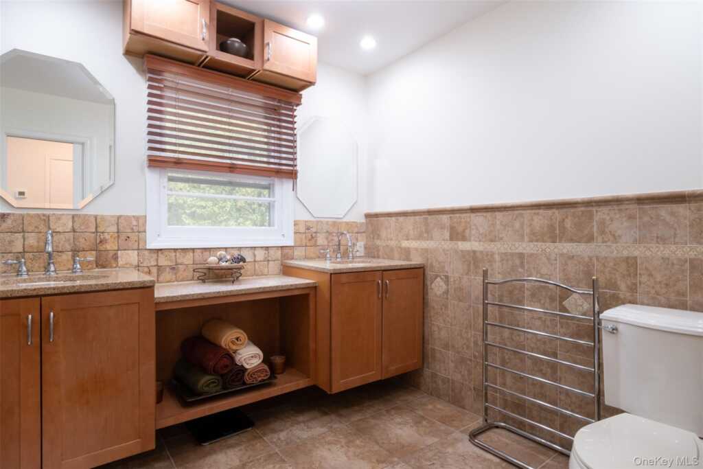 24 Sheldrake Place, New Rochelle, NY 10804 - Photo 15 of 29