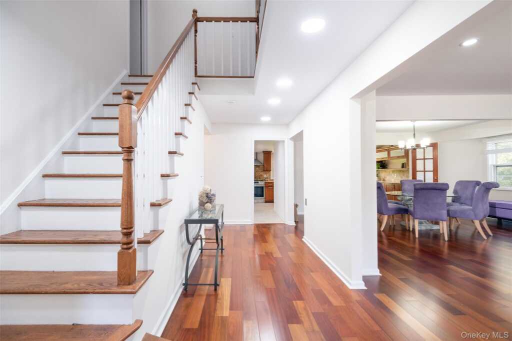 24 Sheldrake Place, New Rochelle, NY 10804 - Photo 8 of 29