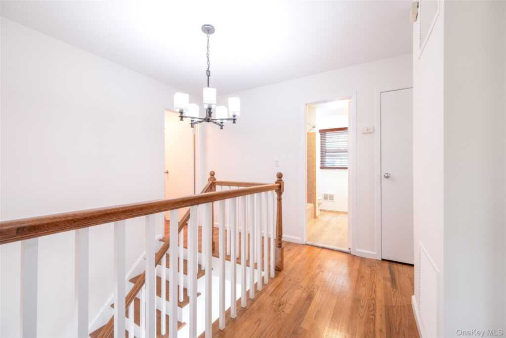 24 Sheldrake Place, New Rochelle, NY 10804 - Photo 9 of 29