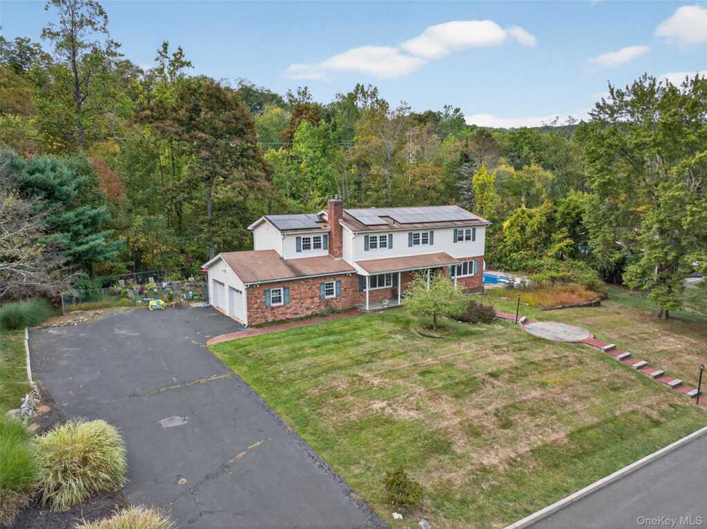 20 Denver Drive, New City, NY 10956 - Photo 3 of 50