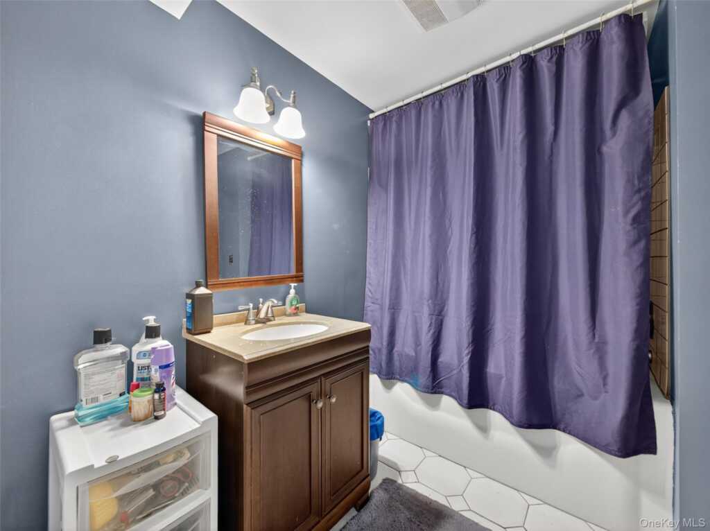 20 Denver Drive, New City, NY 10956 - Photo 38 of 50