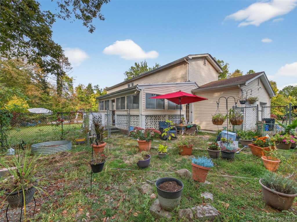 20 Denver Drive, New City, NY 10956 - Photo 43 of 50