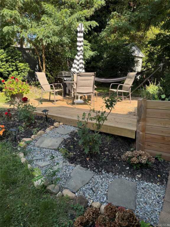 282 High Avenue, Nyack, NY 10960 - Photo 3 of 22