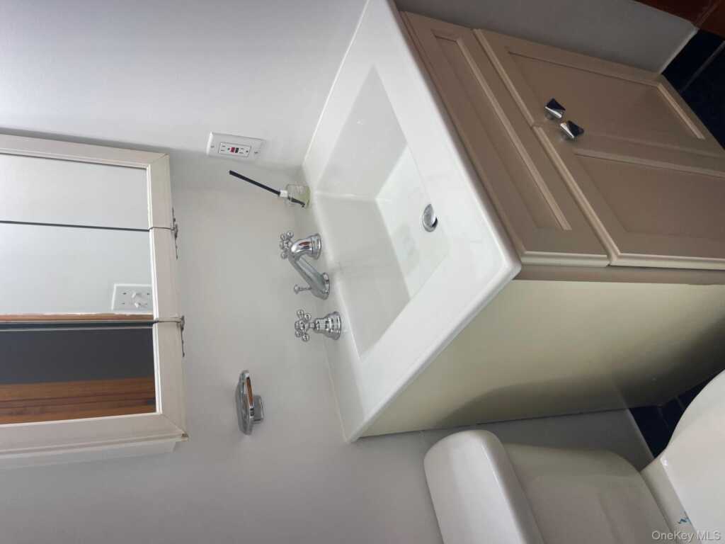 57 Ashland Street, Unit #2, New Rochelle, NY 10801 - Photo 10 of 19