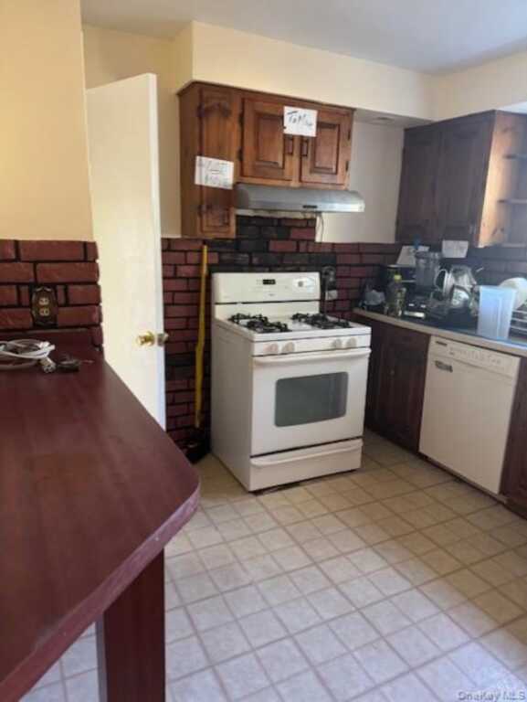 9 John Street, New City, NY 10956 - Photo 7 of 11