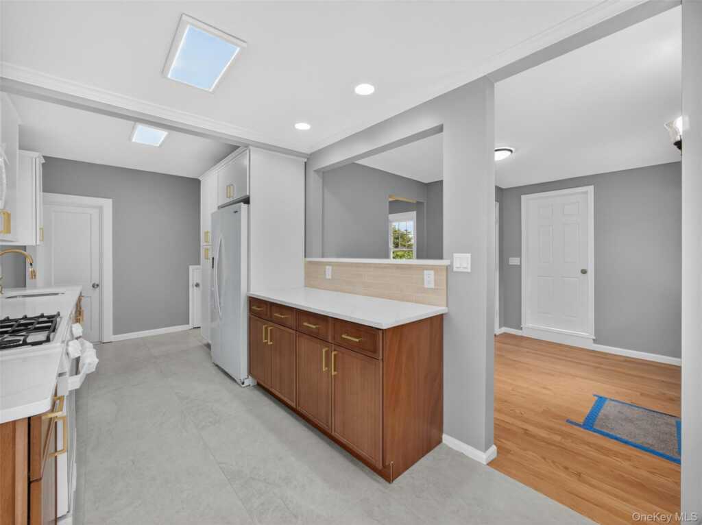 63 Lindbergh Lane, New City, NY 10956 - Photo 16 of 32