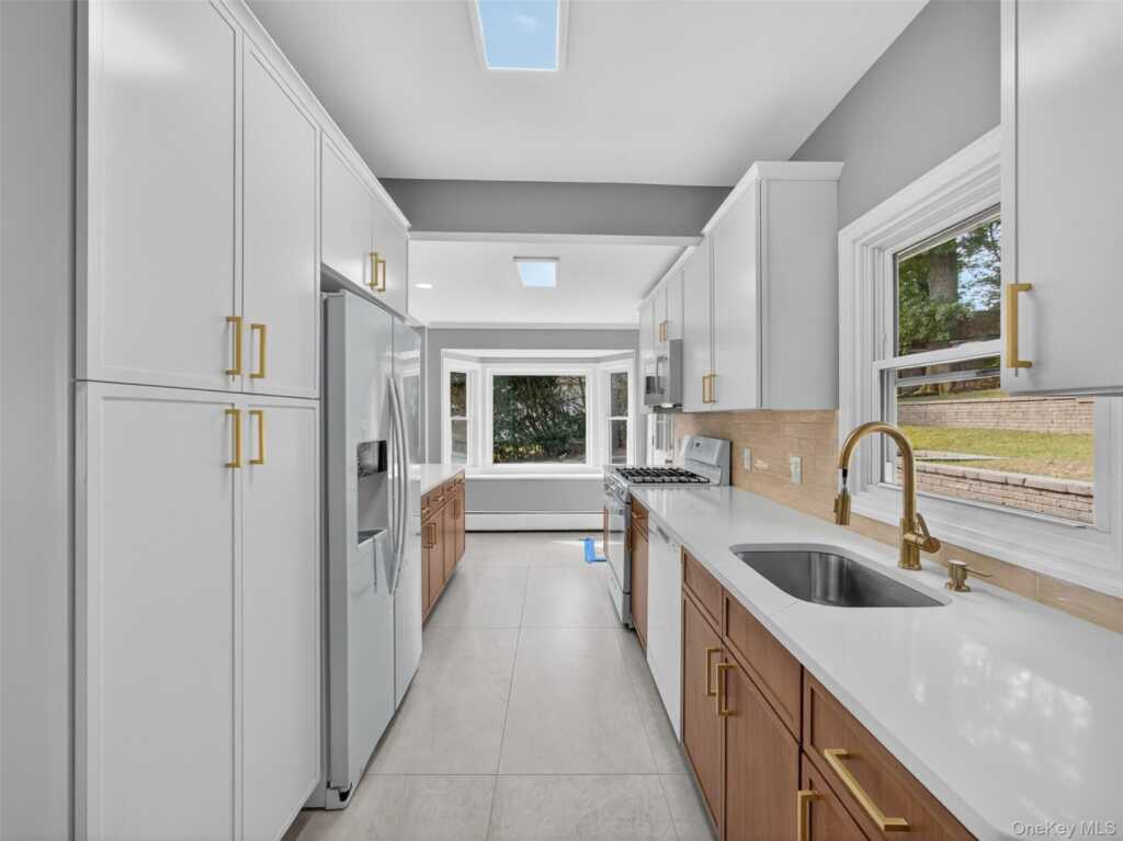 63 Lindbergh Lane, New City, NY 10956 - Photo 18 of 32