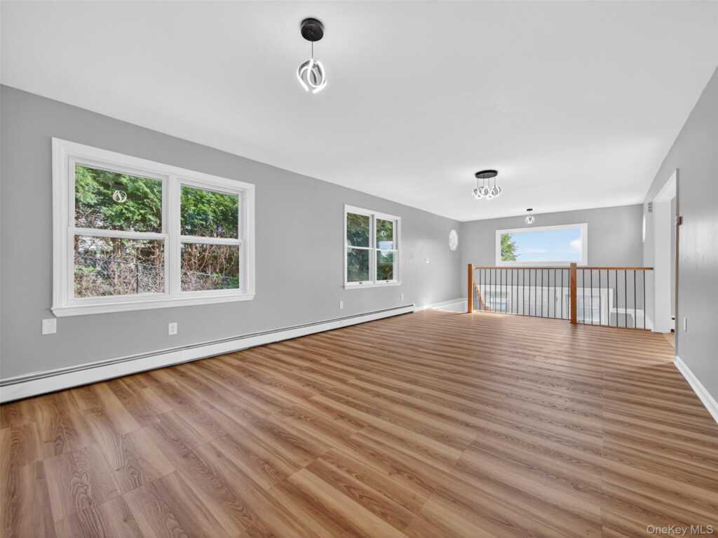 63 Lindbergh Lane, New City, NY 10956 - Photo 6 of 32