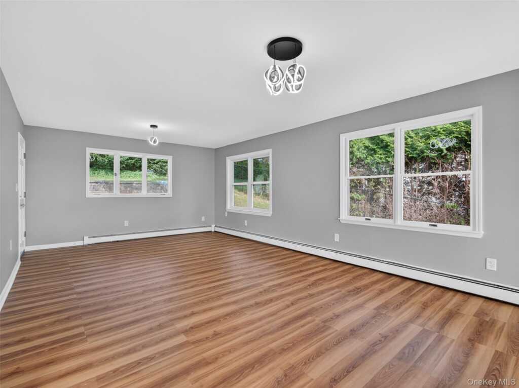 63 Lindbergh Lane, New City, NY 10956 - Photo 8 of 32