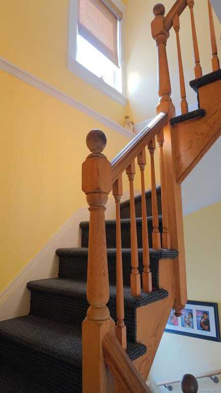 20 Pelhamside Drive, New Rochelle, NY 10801 - Photo 21 of 28