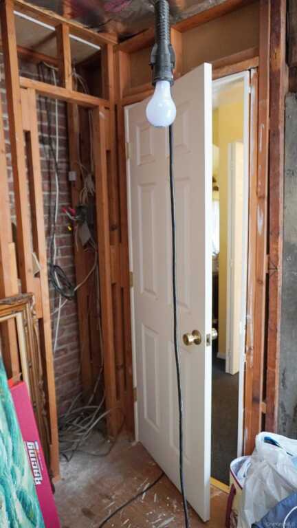 20 Pelhamside Drive, New Rochelle, NY 10801 - Photo 25 of 28