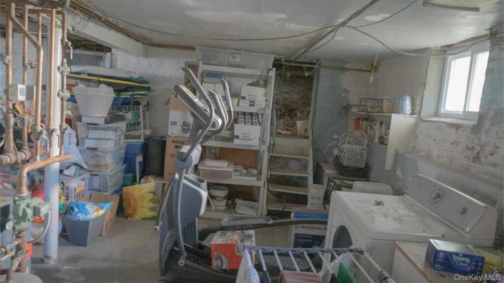 20 Pelhamside Drive, New Rochelle, NY 10801 - Photo 27 of 28