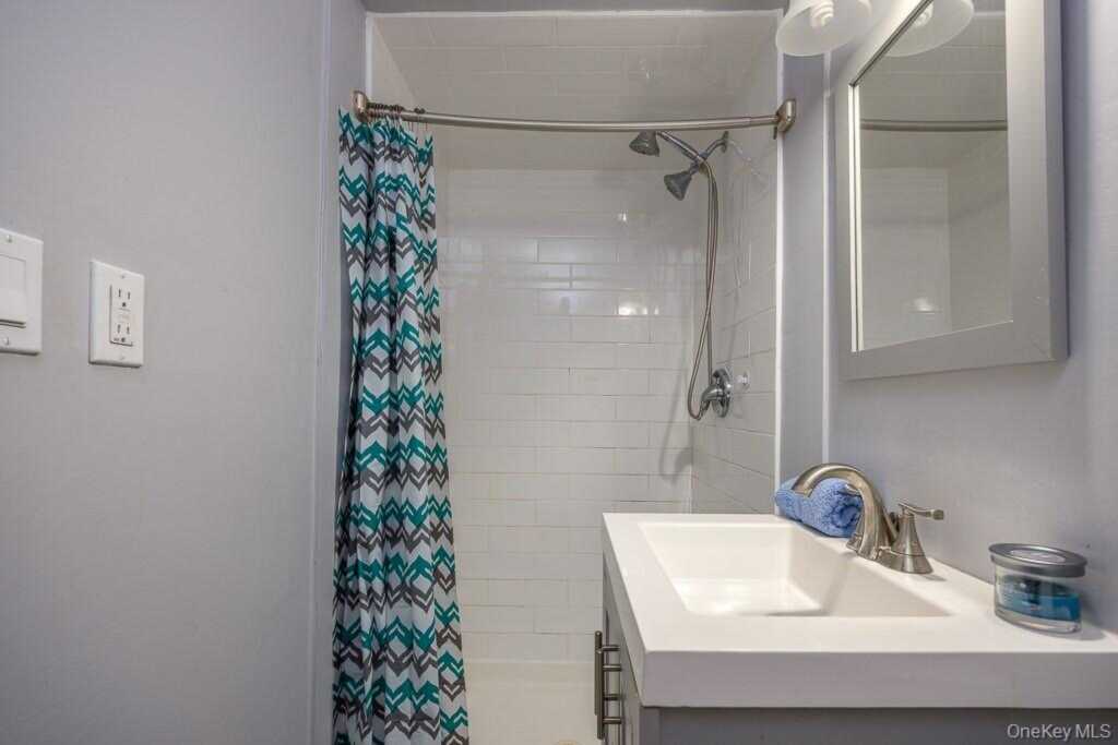 31 Verdin Drive, New City, NY 10956 - Photo 27 of 47