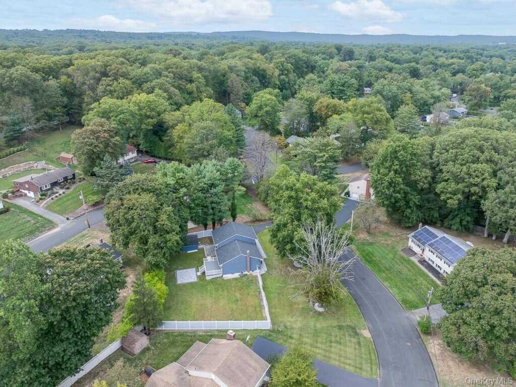 31 Verdin Drive, New City, NY 10956 - Photo 42 of 47