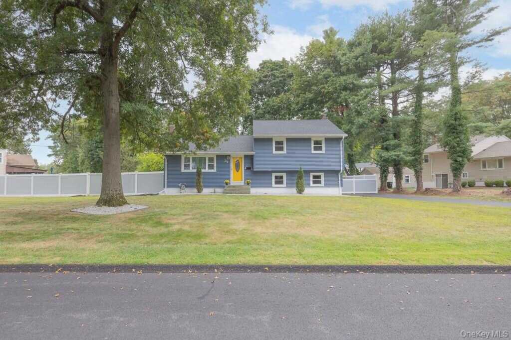 31 Verdin Drive, New City, NY 10956 - Photo 5 of 47