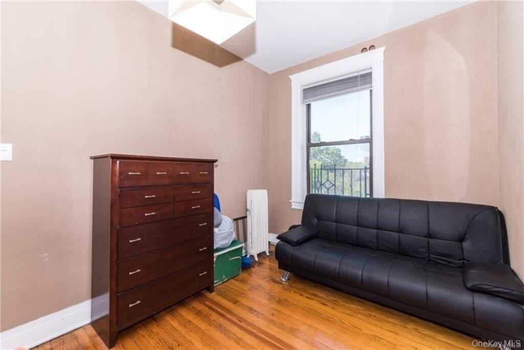 36 Echo Avenue, Unit #5C., New Rochelle, NY 10801 - Photo 10 of 18