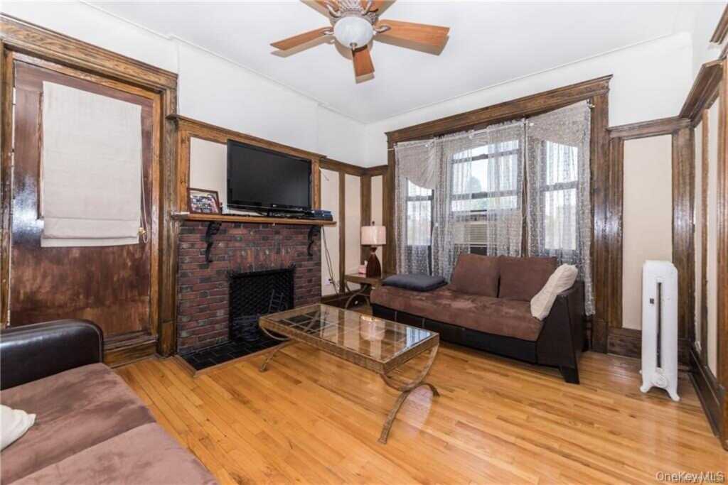 36 Echo Avenue, Unit #5C., New Rochelle, NY 10801 - Photo 3 of 18