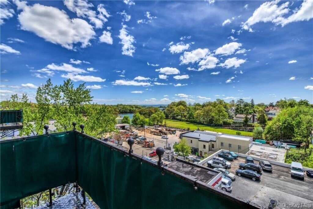 36 Echo Avenue, Unit #5C., New Rochelle, NY 10801 - Photo 5 of 18
