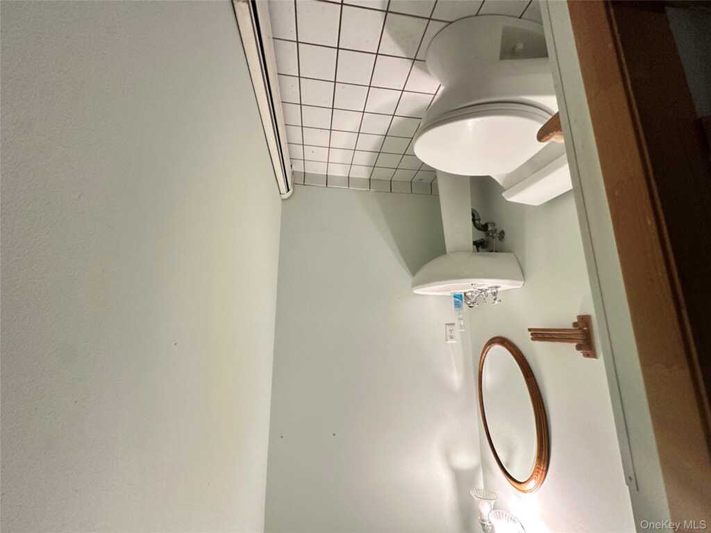 101 New Valley Road, New City, NY 10956 - Photo 19 of 21