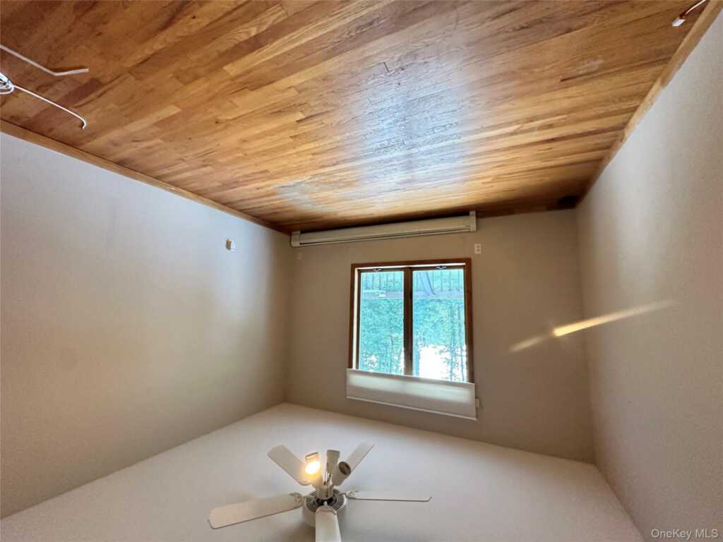 101 New Valley Road, New City, NY 10956 - Photo 20 of 21