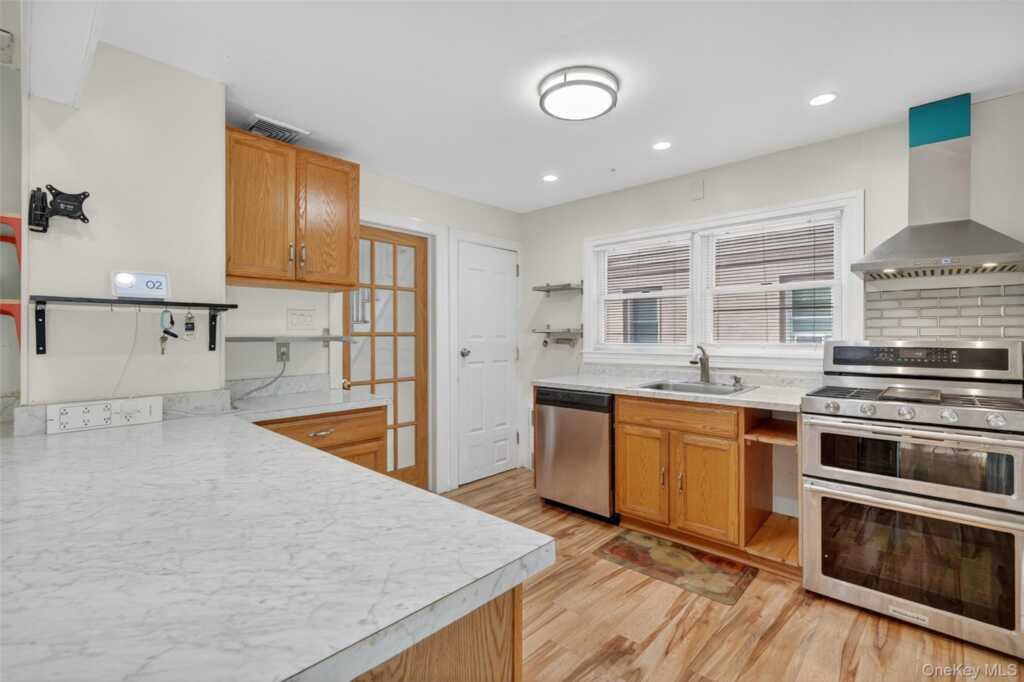 24 Rockland Terrace, Suffern, NY 10901 - Photo 20 of 46