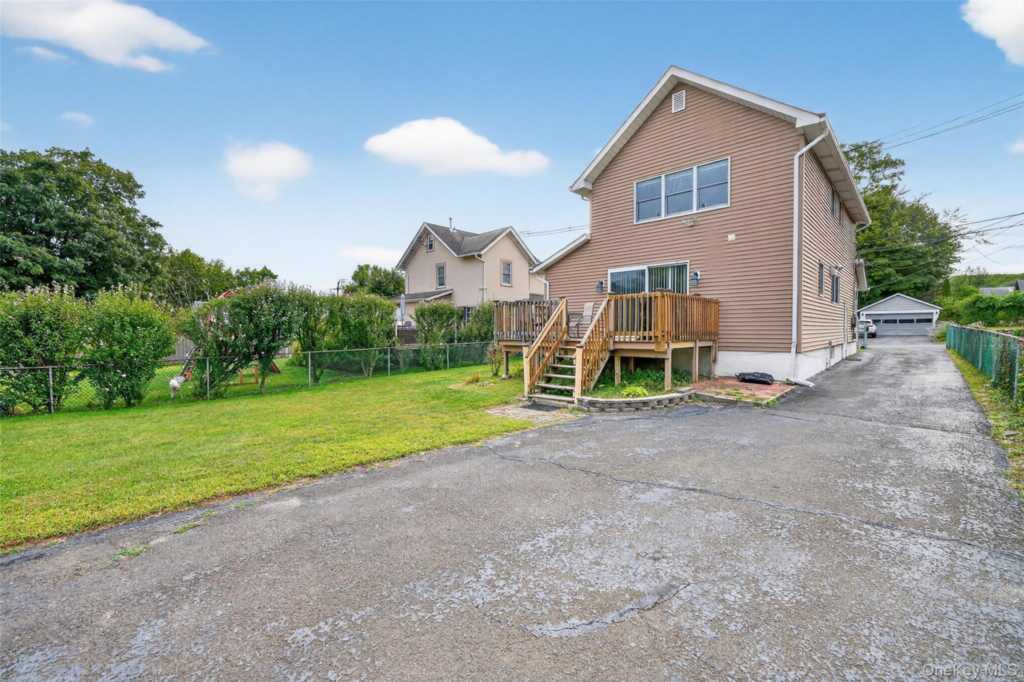 24 Rockland Terrace, Suffern, NY 10901 - Photo 7 of 46