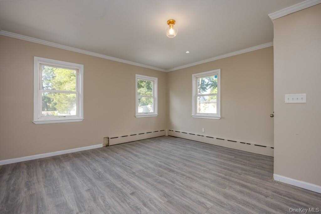 299 Sickles Avenue, New Rochelle, NY 10801 - Photo 18 of 32