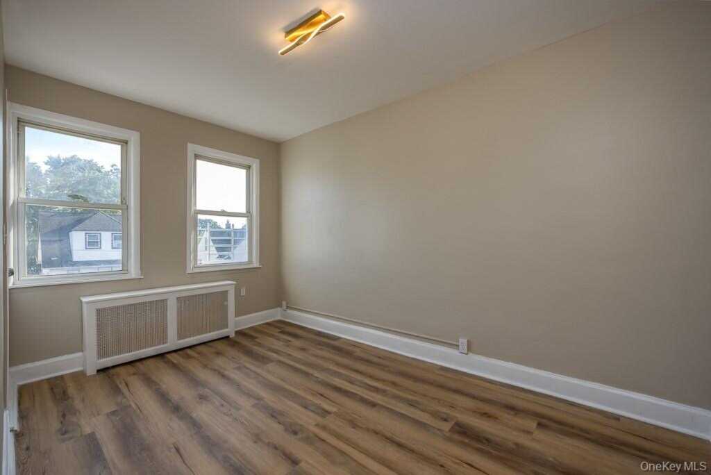 299 Sickles Avenue, New Rochelle, NY 10801 - Photo 29 of 32