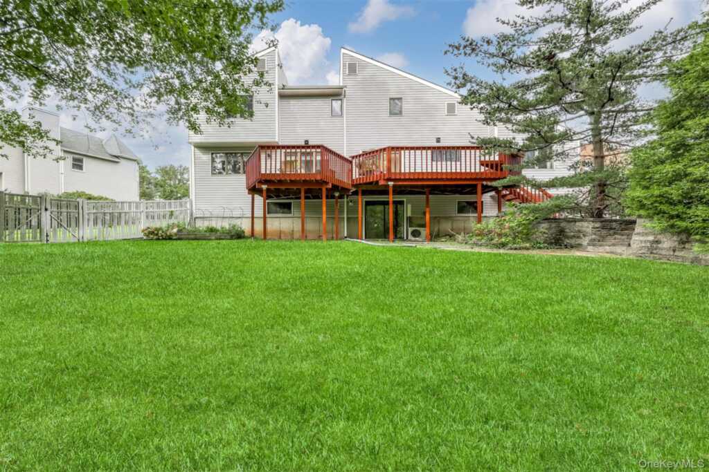 6 Debra Court, New City, NY 10956 - Photo 24 of 27