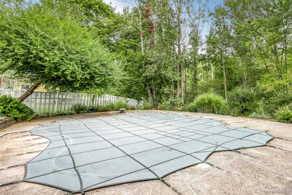 6 Debra Court, New City, NY 10956 - Photo 26 of 27