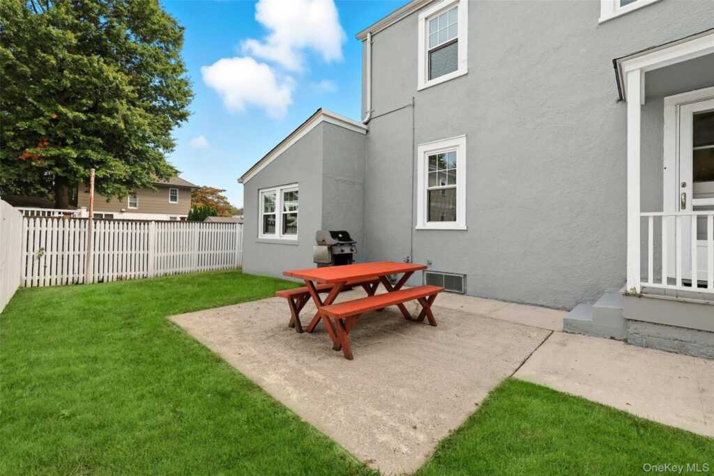 82 Shelley Avenue, Rye, NY 10573 - Photo 19 of 23