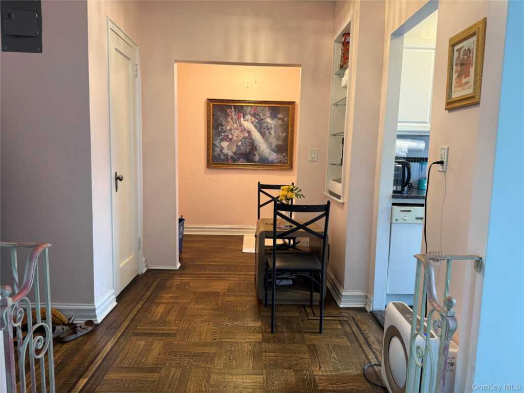 30 Clinton Place, Unit #3A, New Rochelle, NY 10801 - Photo 5 of 5