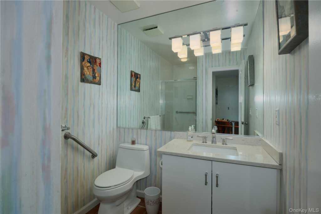 17 Woodlands Drive, Tuxedo Park, NY 10987 - Photo 23 of 36