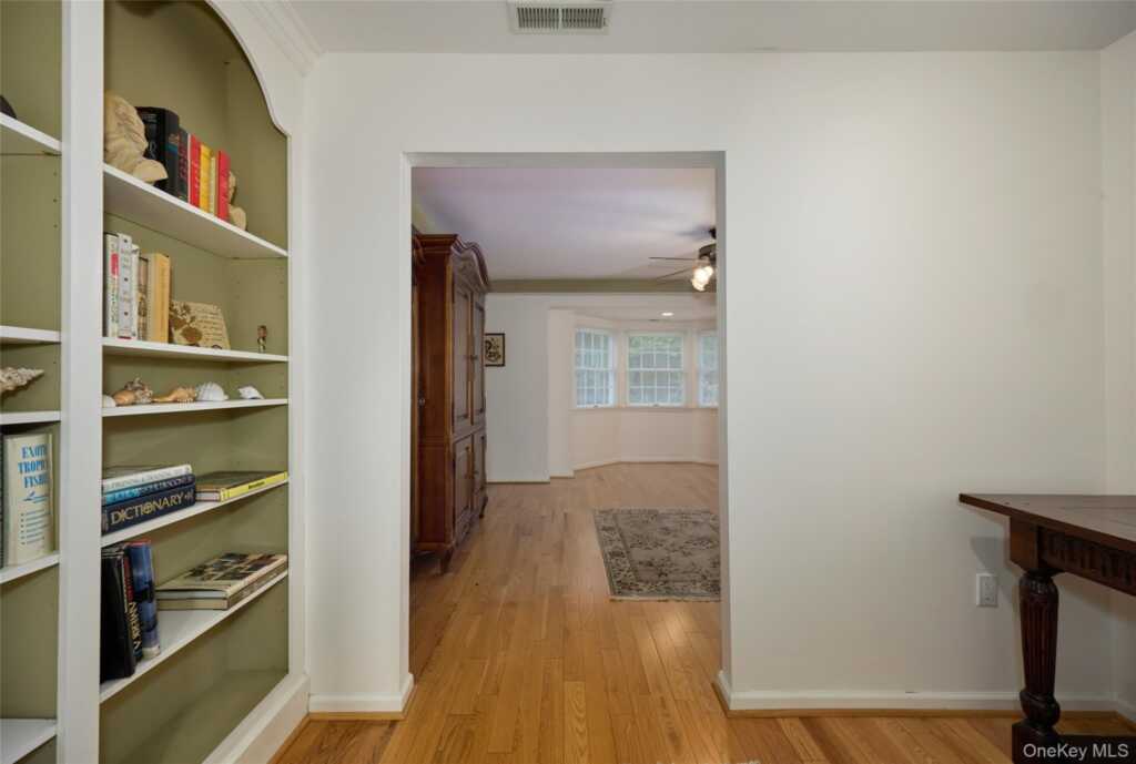 17 Woodlands Drive, Tuxedo Park, NY 10987 - Photo 25 of 36