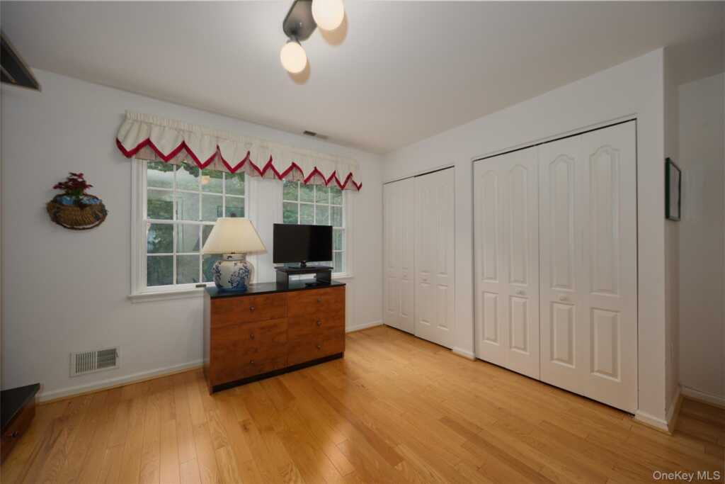 17 Woodlands Drive, Tuxedo Park, NY 10987 - Photo 34 of 36